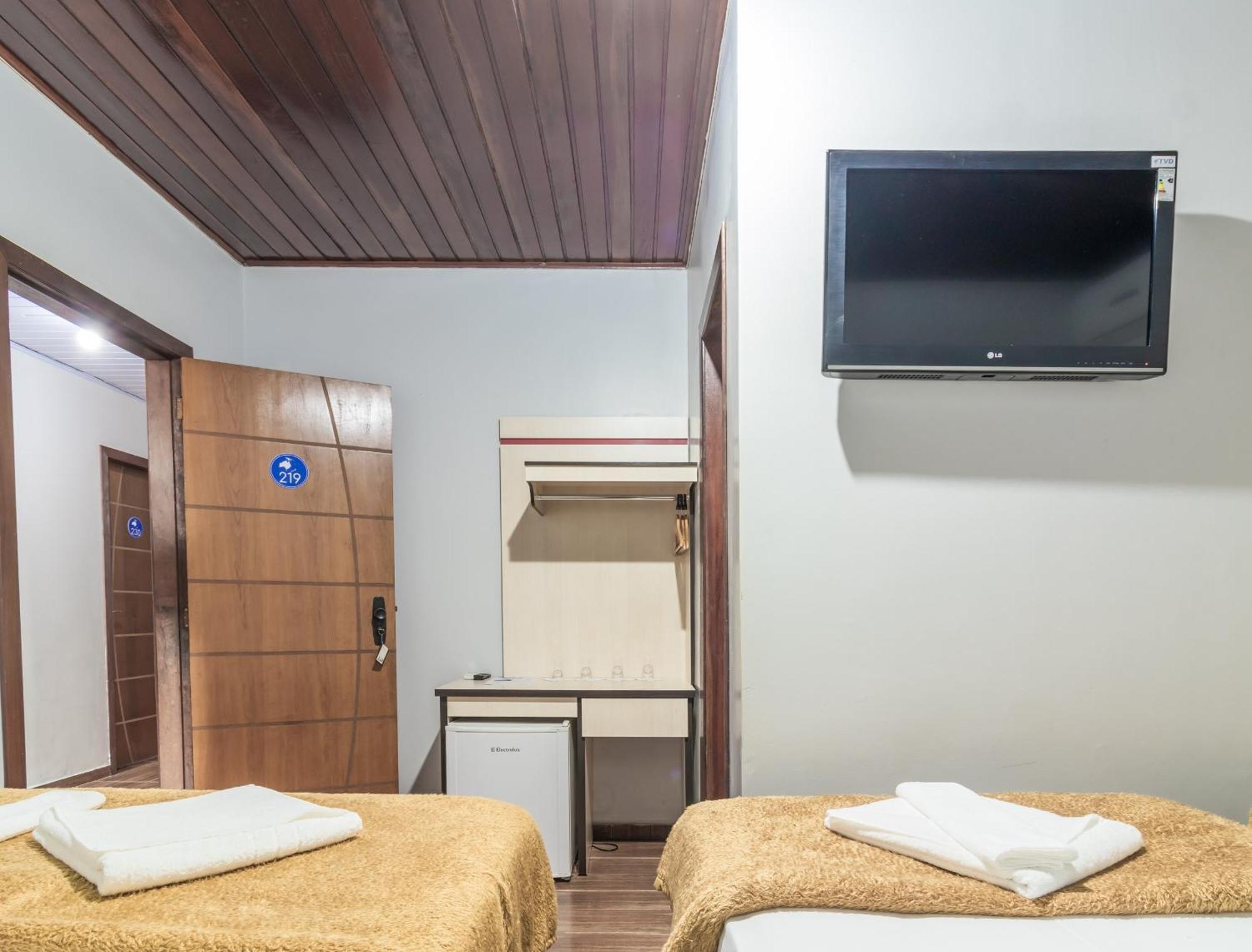 Foz Budget Hotel ฟอสดูอีกวาซู ภายนอก รูปภาพ