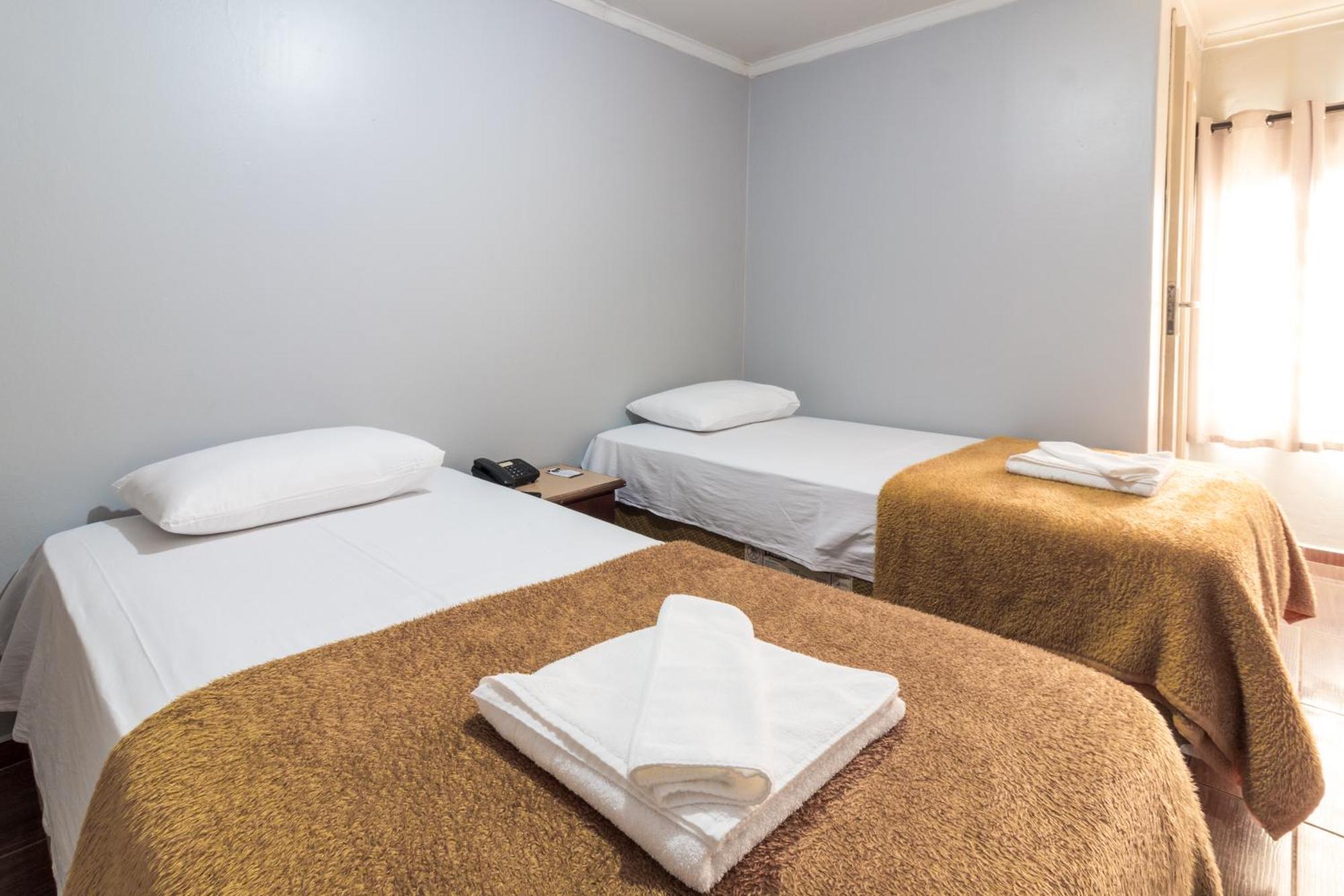 Foz Budget Hotel ฟอสดูอีกวาซู ภายนอก รูปภาพ