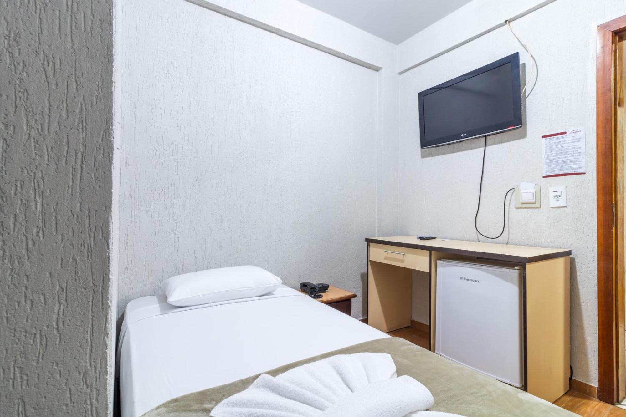 Foz Budget Hotel ฟอสดูอีกวาซู ภายนอก รูปภาพ
